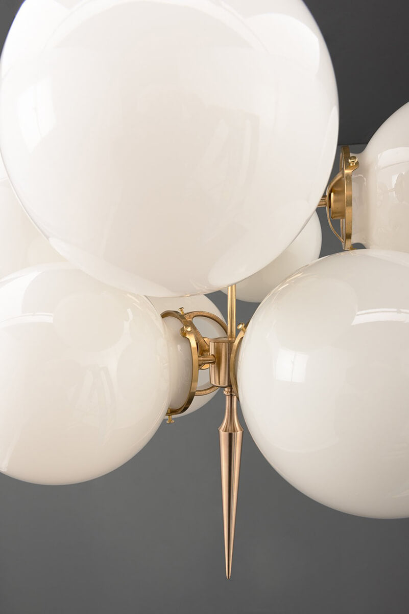 Marais Pointe Chandelier